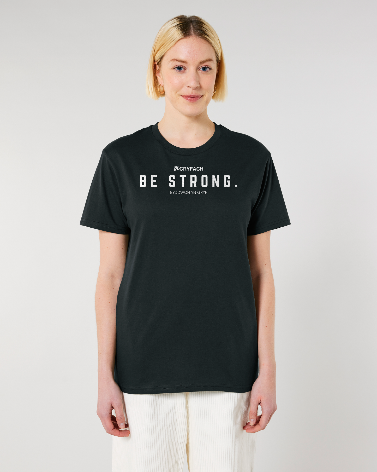 BE STRONG. TIDY T SHIRT